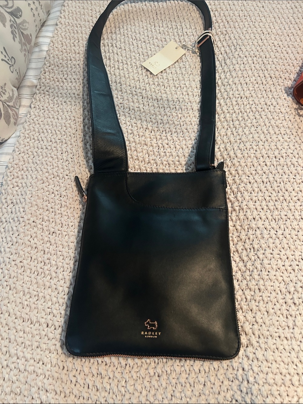 RADLEY LONDON Black Leather Slim Crossbody Bag with Gold Logo